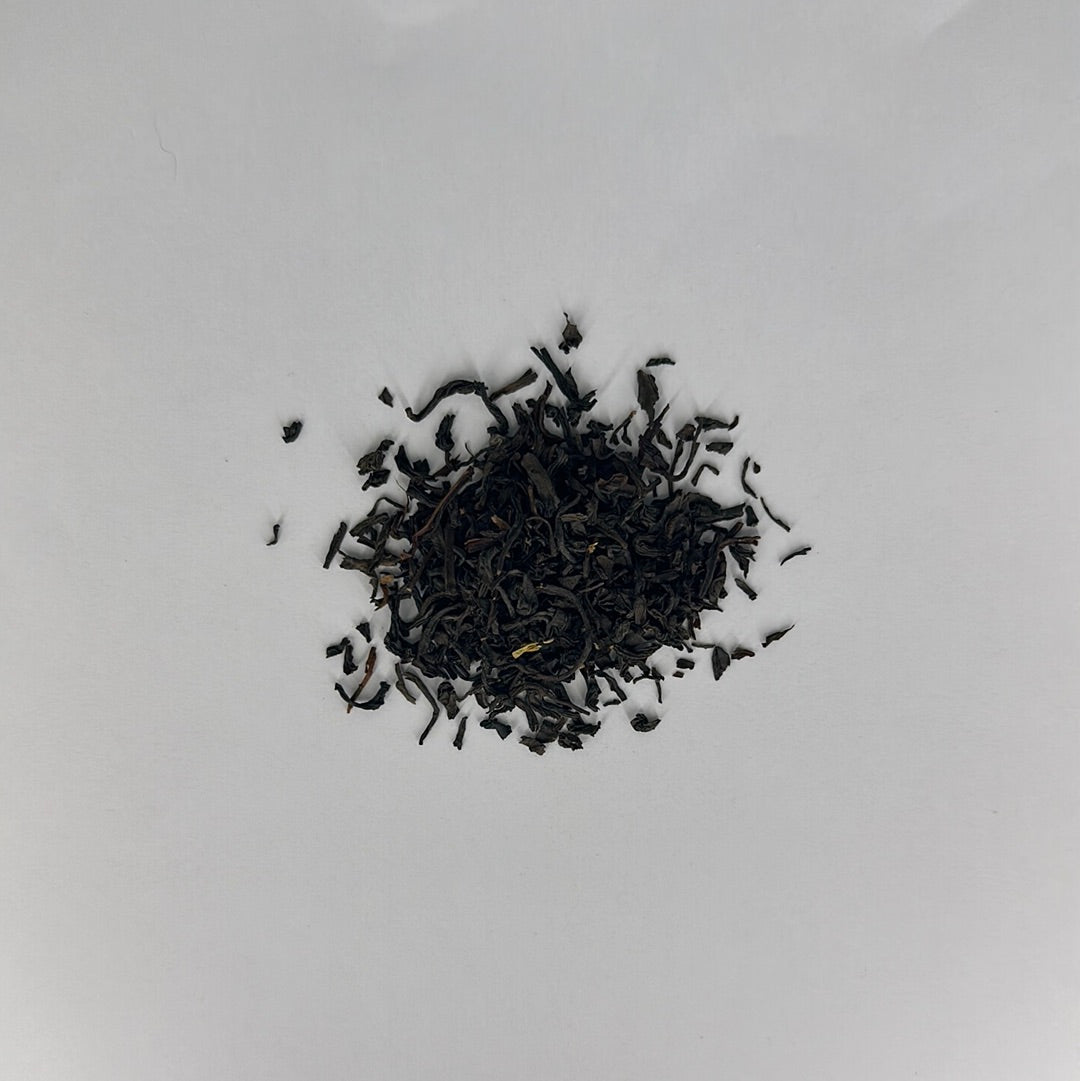 Chicory Tea Co.'s Cozy Currant loose leaf, view from the top